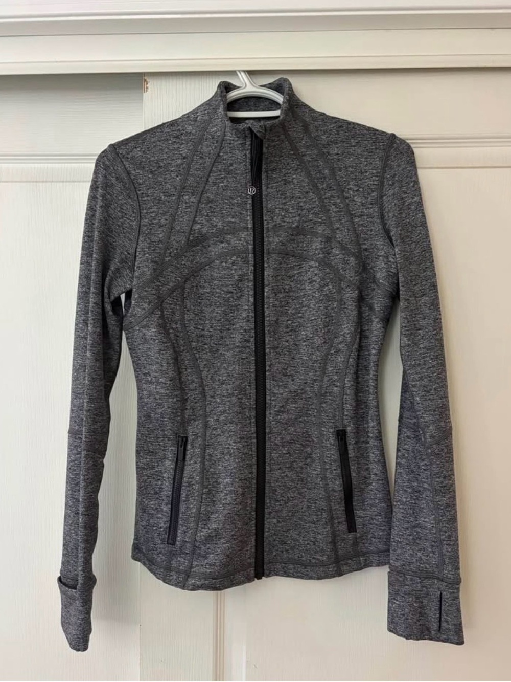 EUC/Like New Lululemon Define Jacket Size 6